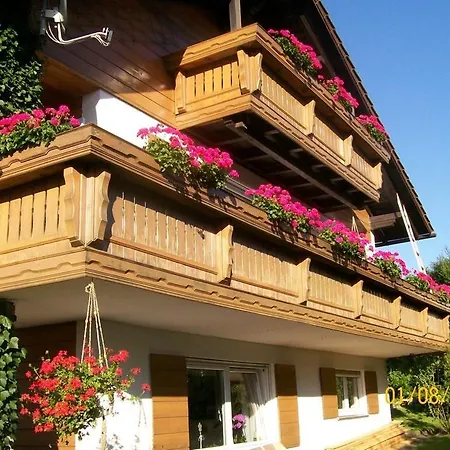 Fischer Willi Apartman *